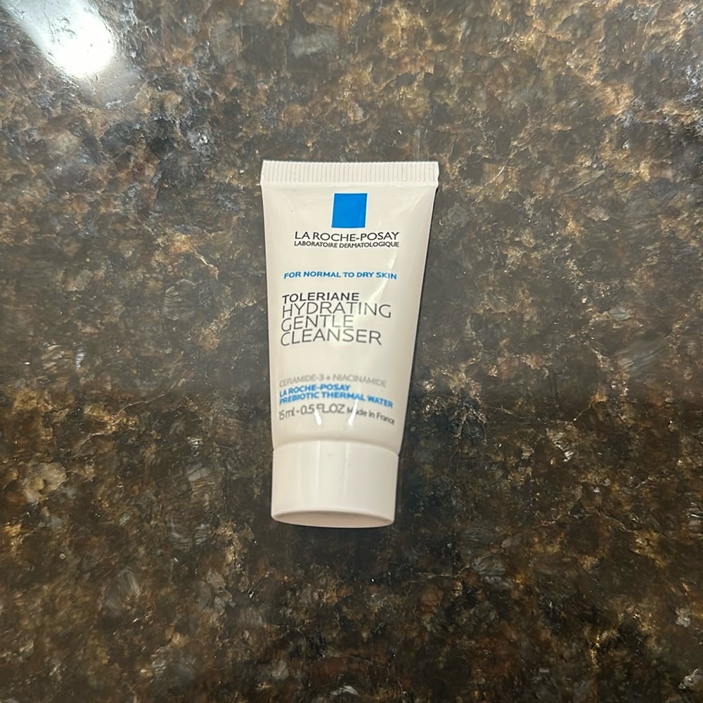 La Roche-Posay Toleriane Hydrating Gentle Cleanser 0.5 fl oz New Never Used